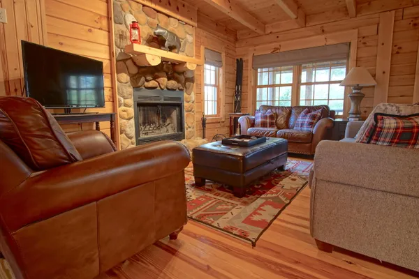 $699,900 | 3571 Hidden Dunes Drive, Saugatuck, MI 49453