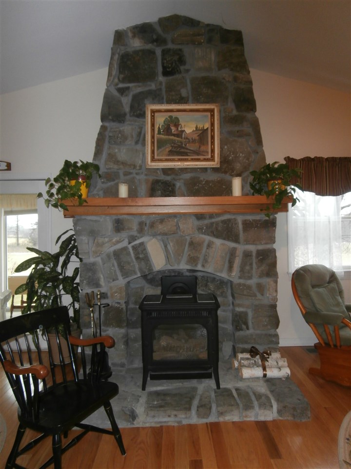 513 Lake Road Panton, VT 05491 - Photo 2 of 36 Gallery Image 2