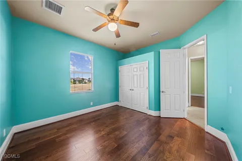 $700,000 | 3237 Yucatan Parkway, Cape Coral, FL 33993