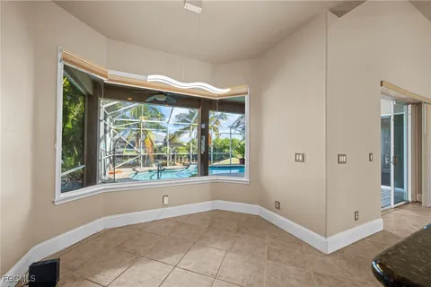 $700,000 | 3237 Yucatan Parkway, Cape Coral, FL 33993