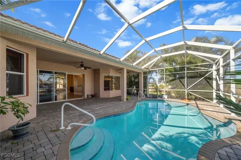 $700,000 | 3237 Yucatan Parkway, Cape Coral, FL 33993