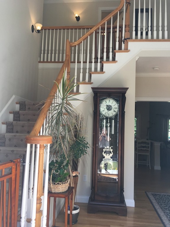 55 Woodpecker Road Stoughton, MA 02072 - Photo 8 of 25 Gallery Image 8