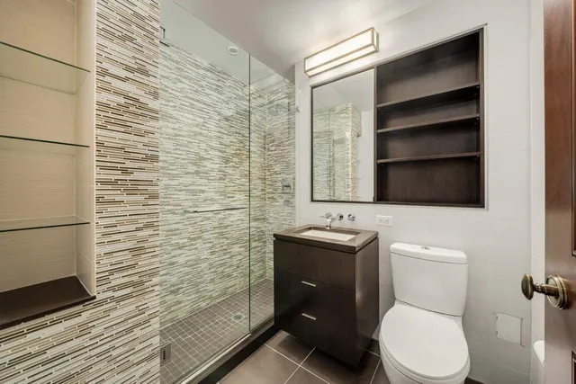 $4,500,000 | 230 Central Park West, Unit 8E | Upper West Side