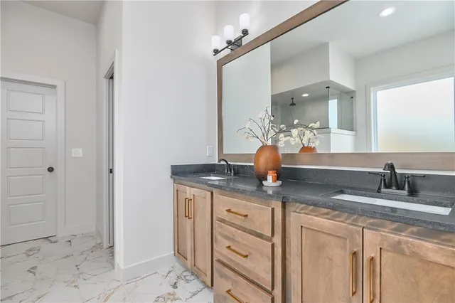 $823,485 | 11441 South Langley Street, Olathe, KS 66061