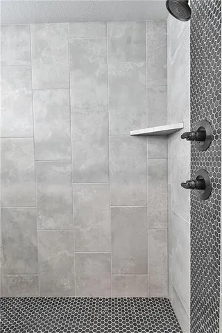 $823,485 | 11441 South Langley Street, Olathe, KS 66061