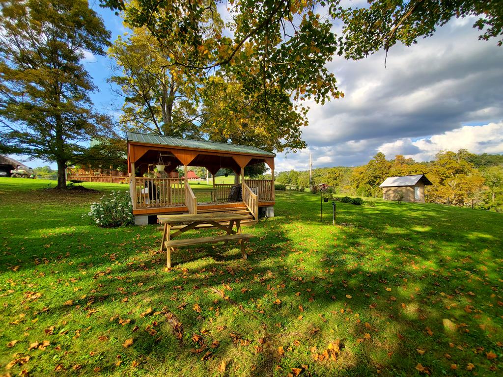 1447 Old Ebenezer Road Marion, VA 24354 - Photo 21 of 73 Gallery Image 21