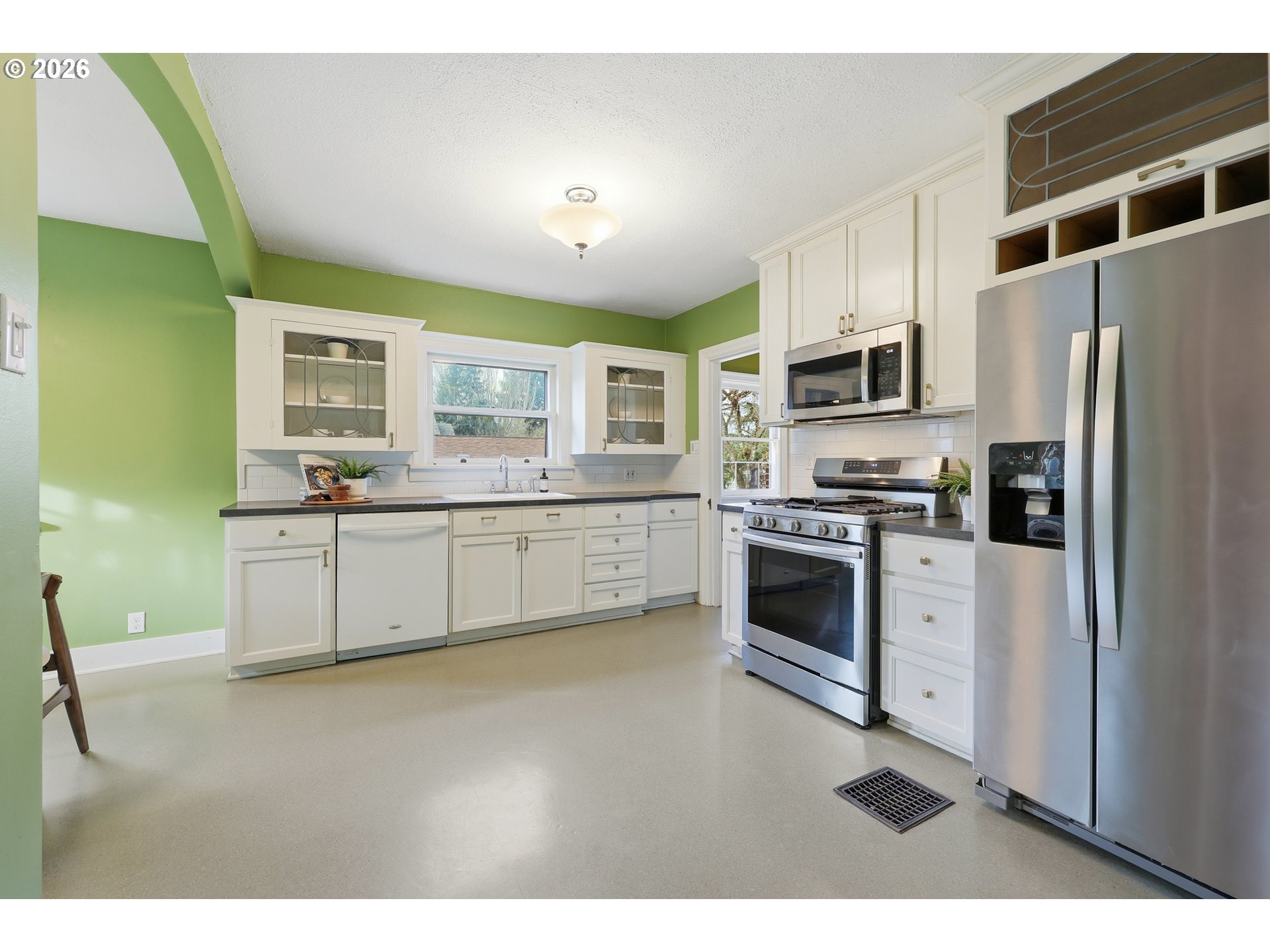 4112 Southeast Boise Street Portland, OR 97202 - Photo 14 of 46