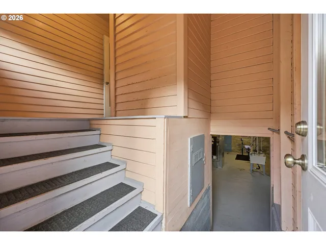 $495,000 | 4112 Southeast Boise Street, Portland, OR 97202