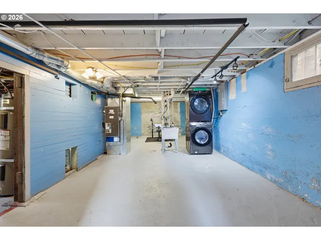 $495,000 | 4112 Southeast Boise Street, Portland, OR 97202