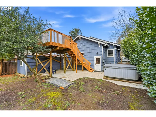 $495,000 | 4112 Southeast Boise Street, Portland, OR 97202