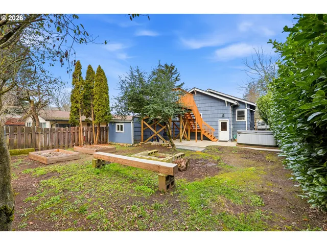 $495,000 | 4112 Southeast Boise Street, Portland, OR 97202