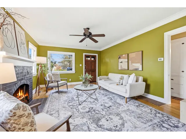 $495,000 | 4112 Southeast Boise Street, Portland, OR 97202