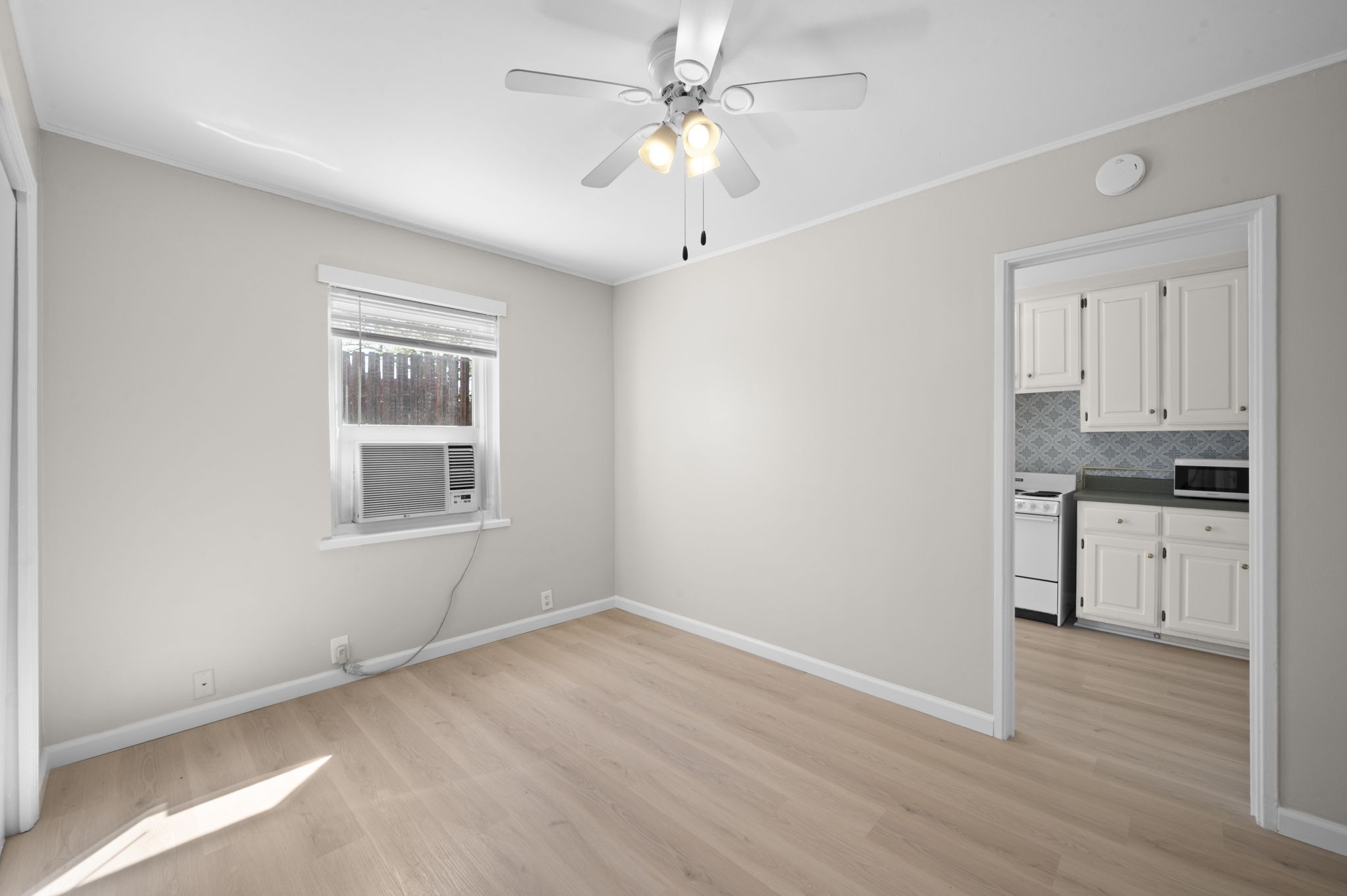 521 Hawkins Road, Unit 4 Clarksville, TN 37040 - Photo 6 of 19