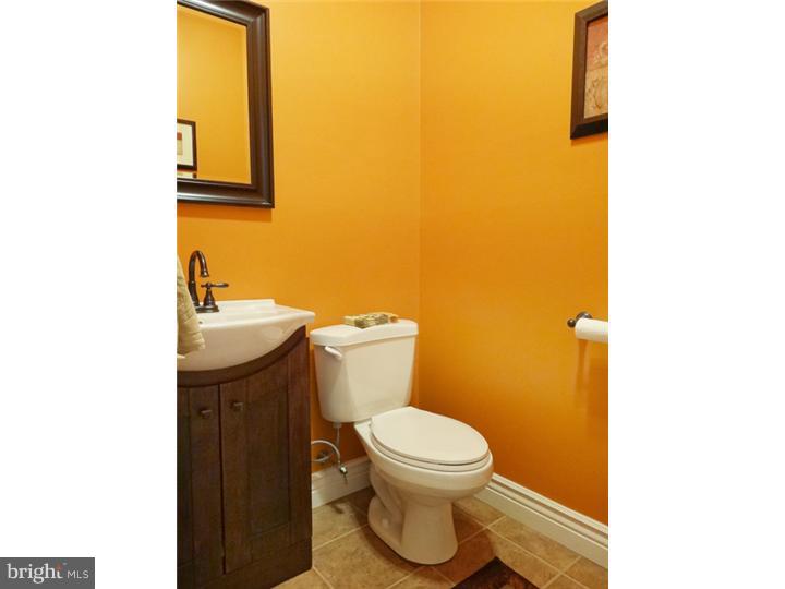 267 Beaver Road Southampton, PA 18966 - Photo 11 of 25 Bathroom