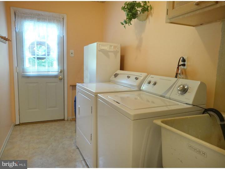 267 Beaver Road Southampton, PA 18966 - Photo 21 of 25 Laundry Room