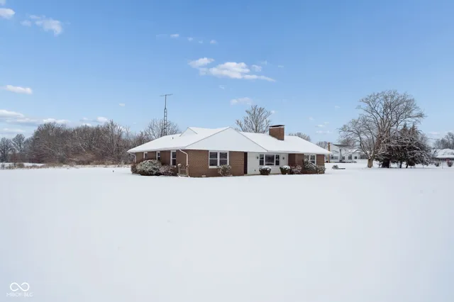 $265,000 | 9221 North Knightsville Crawford Street, Knightsville, IN 47857