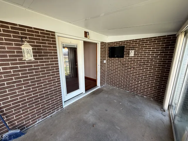 $289,000 | 9221 North Knightsville Crawford Street, Knightsville, IN 47857