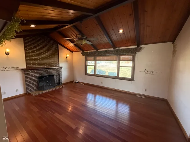 $289,000 | 9221 North Knightsville Crawford Street, Knightsville, IN 47857