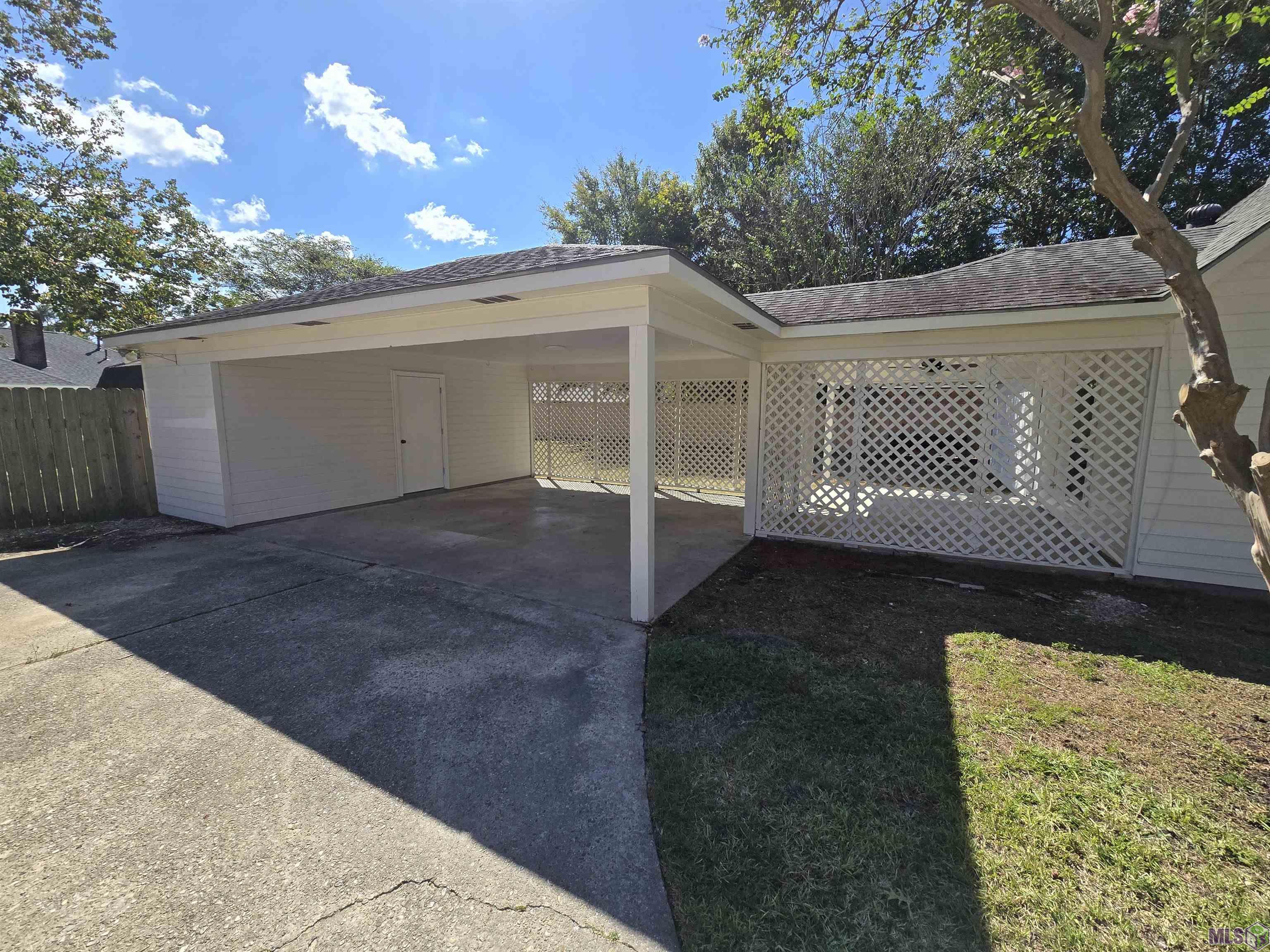 15844 Chantilly Avenue Baton Rouge, LA 70817 - Photo 28 of 32 Gallery Image 28