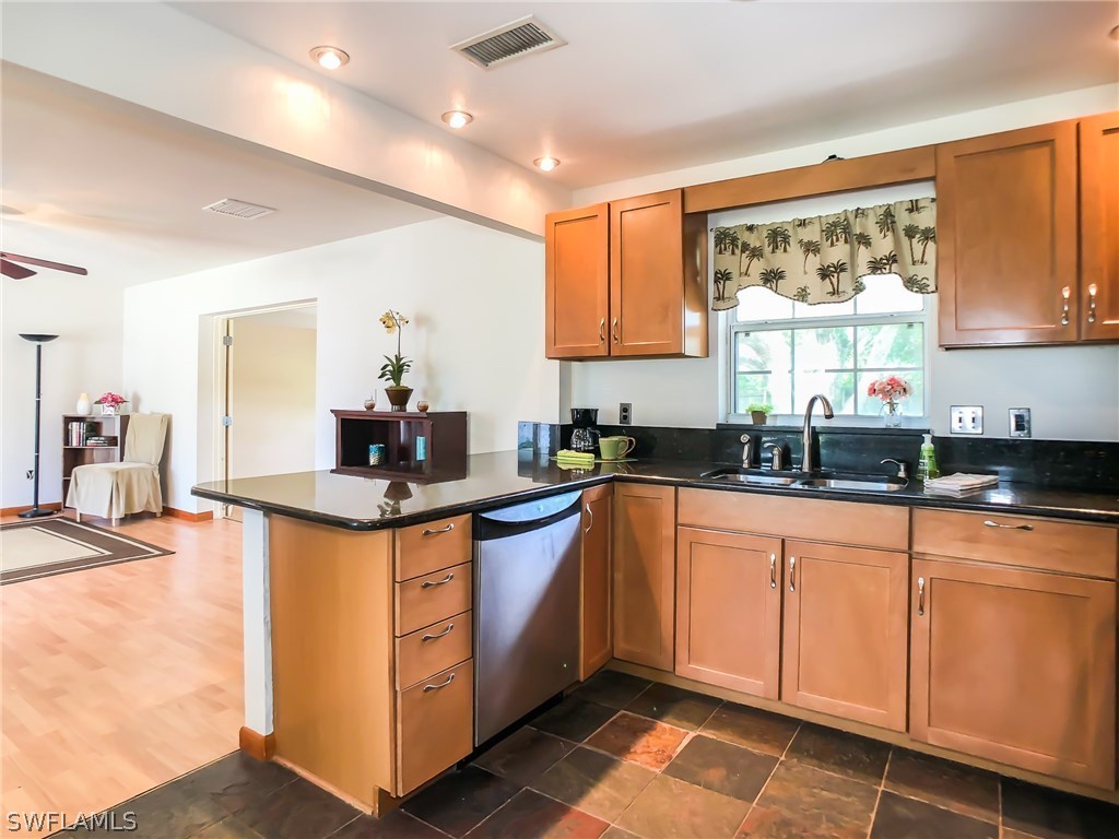 1608 North Mayfair Road Fort Myers, FL 33919 - Photo 10 of 20 Gallery Image 10