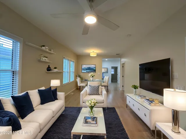 $3,100 | 678 Buttonwood Avenue, Long Branch, NJ 07740