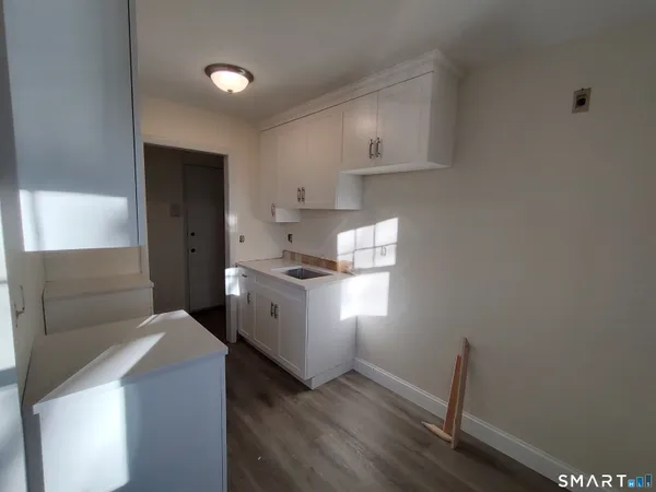 $1,400 | 74 West 4th Street, Unit 16B, Derby, CT 06418