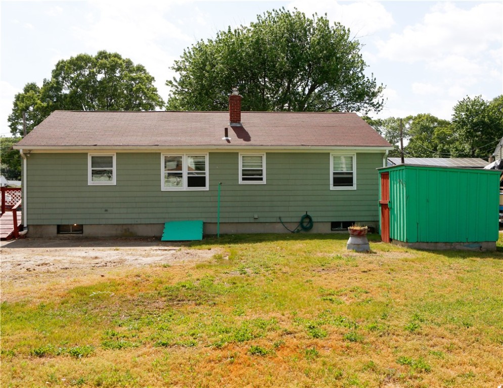 190 Holmes Road Warwick, RI 02888 - Photo 12 of 16 Gallery Image 12