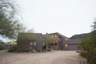 $6,000 | 2201 East Euclid Avenue, Phoenix, AZ 85042