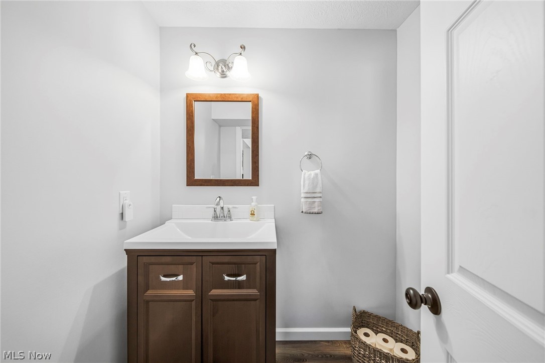 264 Park Road Painesville, OH 44077 - Photo 10 of 34