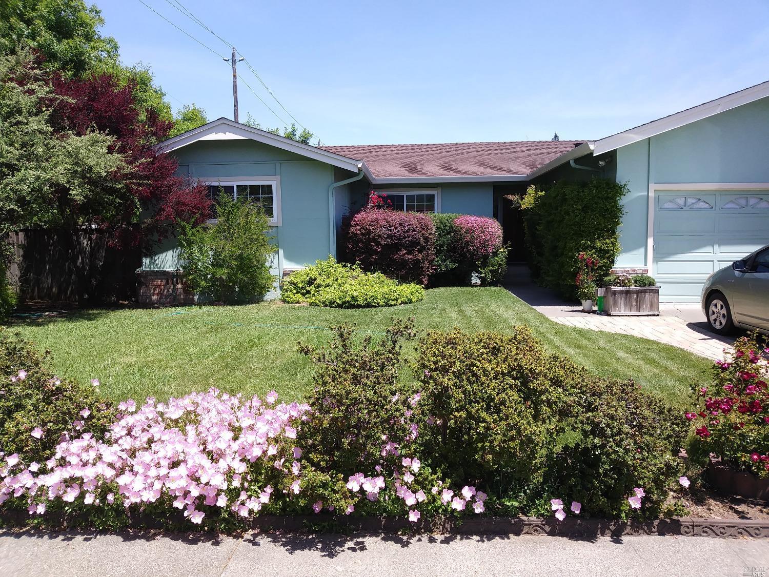 11 Rena Court Novato, CA 94947 - Photo 1 of 1 Gallery Image 1