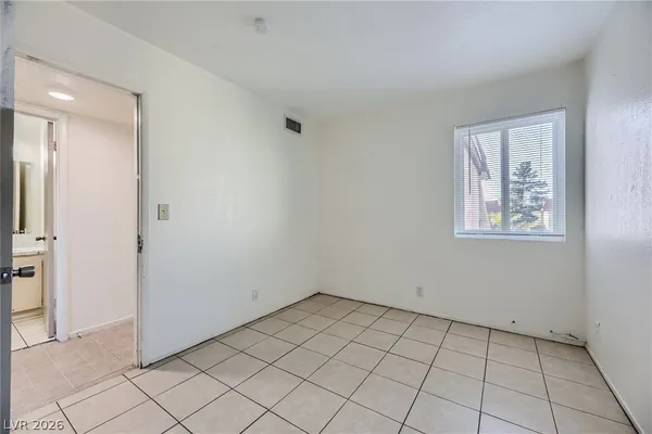 $880 | 3604 Thomas Avenue, Unit 4, North Las Vegas, NV 89030