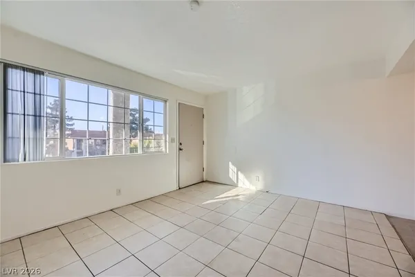 $880 | 3604 Thomas Avenue, Unit 4, North Las Vegas, NV 89030