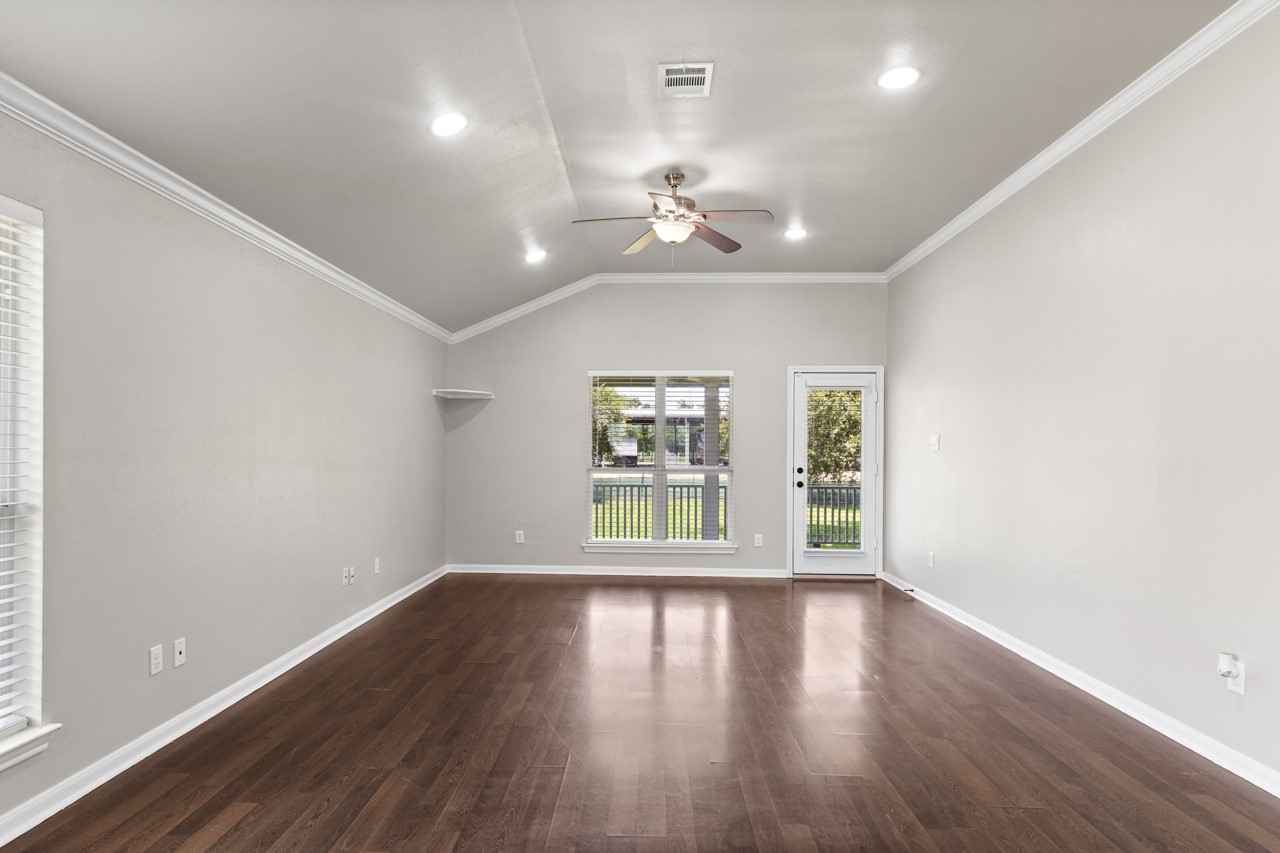 3131 County Road 81 Rosharon, TX 77583 - Photo 3 of 13