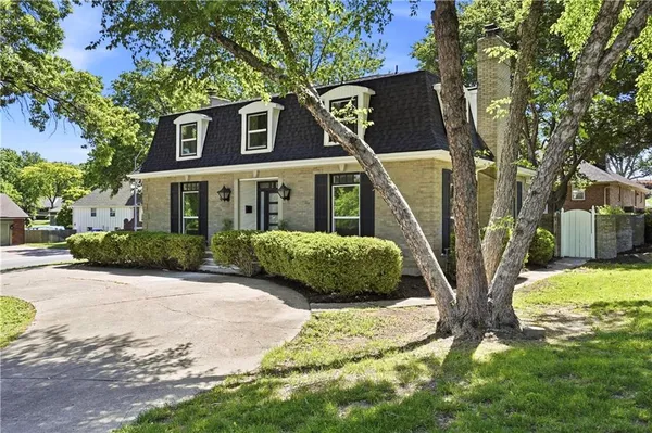 $430,000 | 12915 East 36th Terrace South, Independence, MO 64055