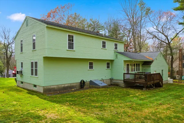 $725,000 | 11 Park Street, Windham, NH 03087