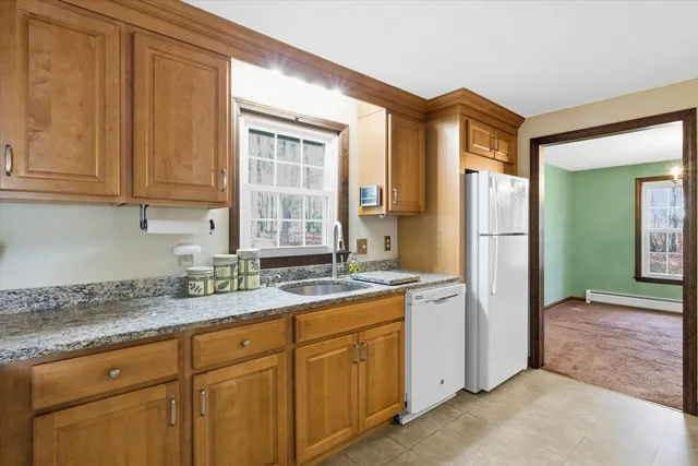 $725,000 | 11 Park Street, Windham, NH 03087