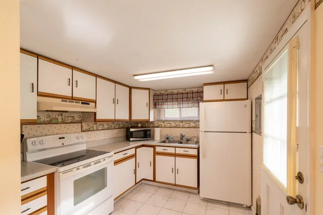 $175,000 | 2031 Gilboa Avenue, Zion, IL 60099