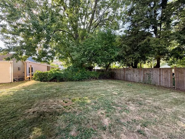 $205,000 | 6073 2nd Street, Newfane, NY 14108