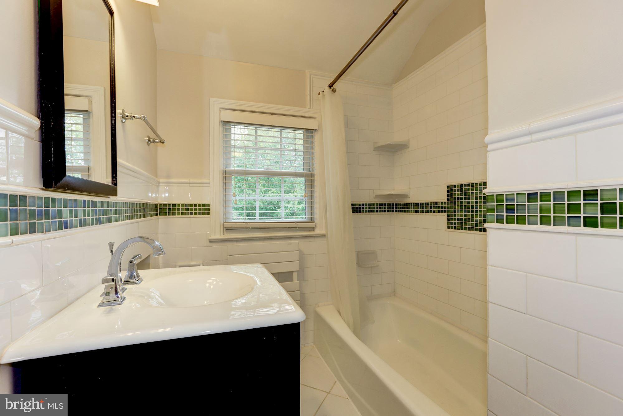 4933 47th Street Northwest Washington, DC 20016 - Photo 19 of 32