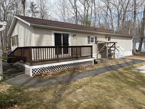 $368,000 | 9 Kenyann Drive, Wolfeboro, NH 03894