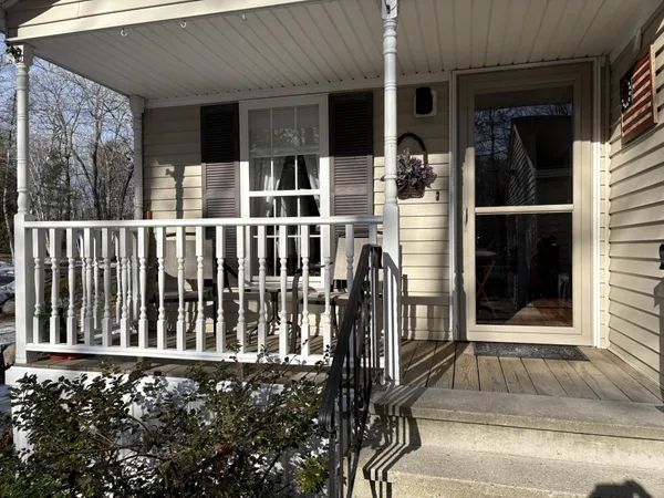 $368,000 | 9 Kenyann Drive, Wolfeboro, NH 03894