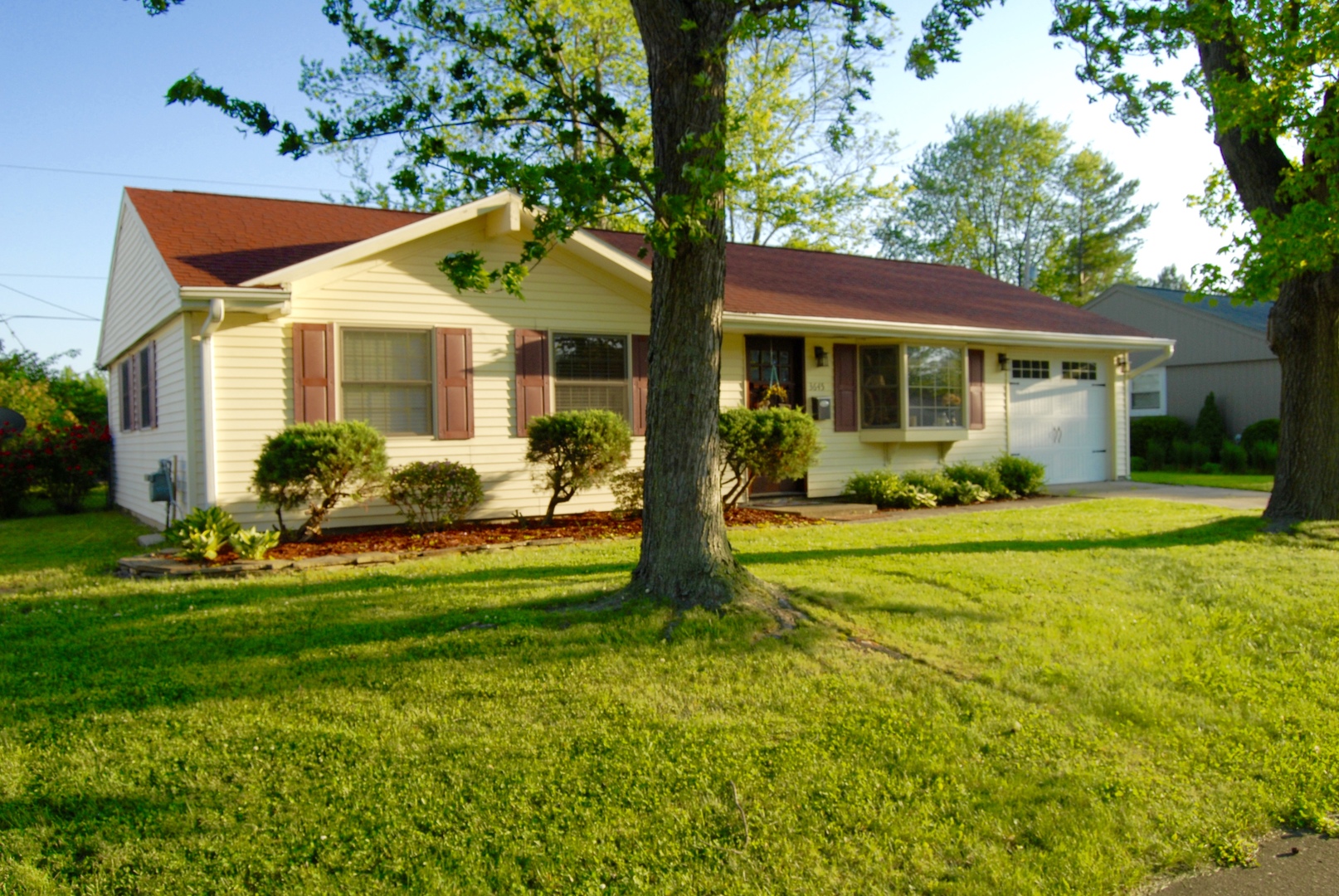 3645 Fontenac Drive Decatur, IL 62521 - Photo 3 of 20 Gallery Image 3