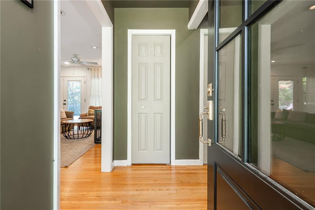 2558 Woodacres Road Northeast Atlanta, GA 30345 - Photo 6 of 37
