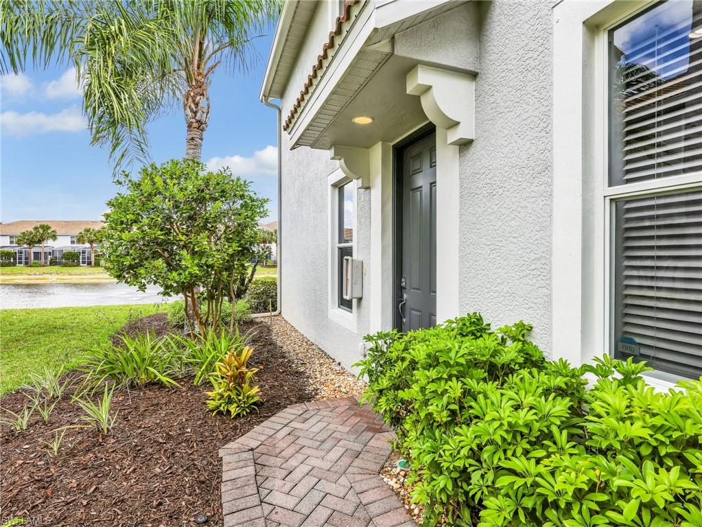 15620 Marcello Circle, Unit 160 Naples, FL 34110 - Photo 5 of 38