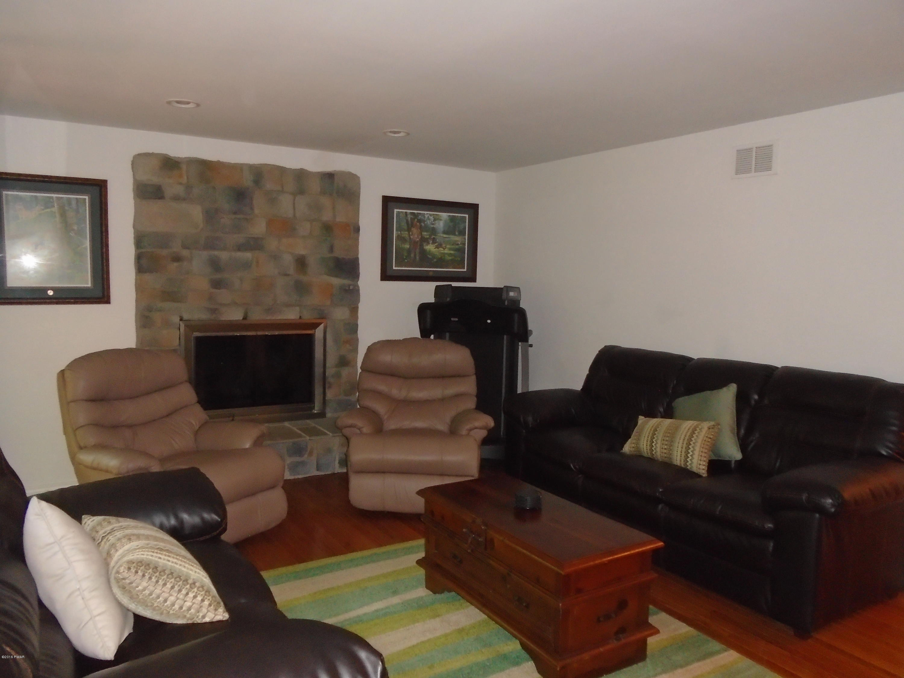 189 Pedersen Ridge Road Milford, PA 18337 - Photo 33 of 58