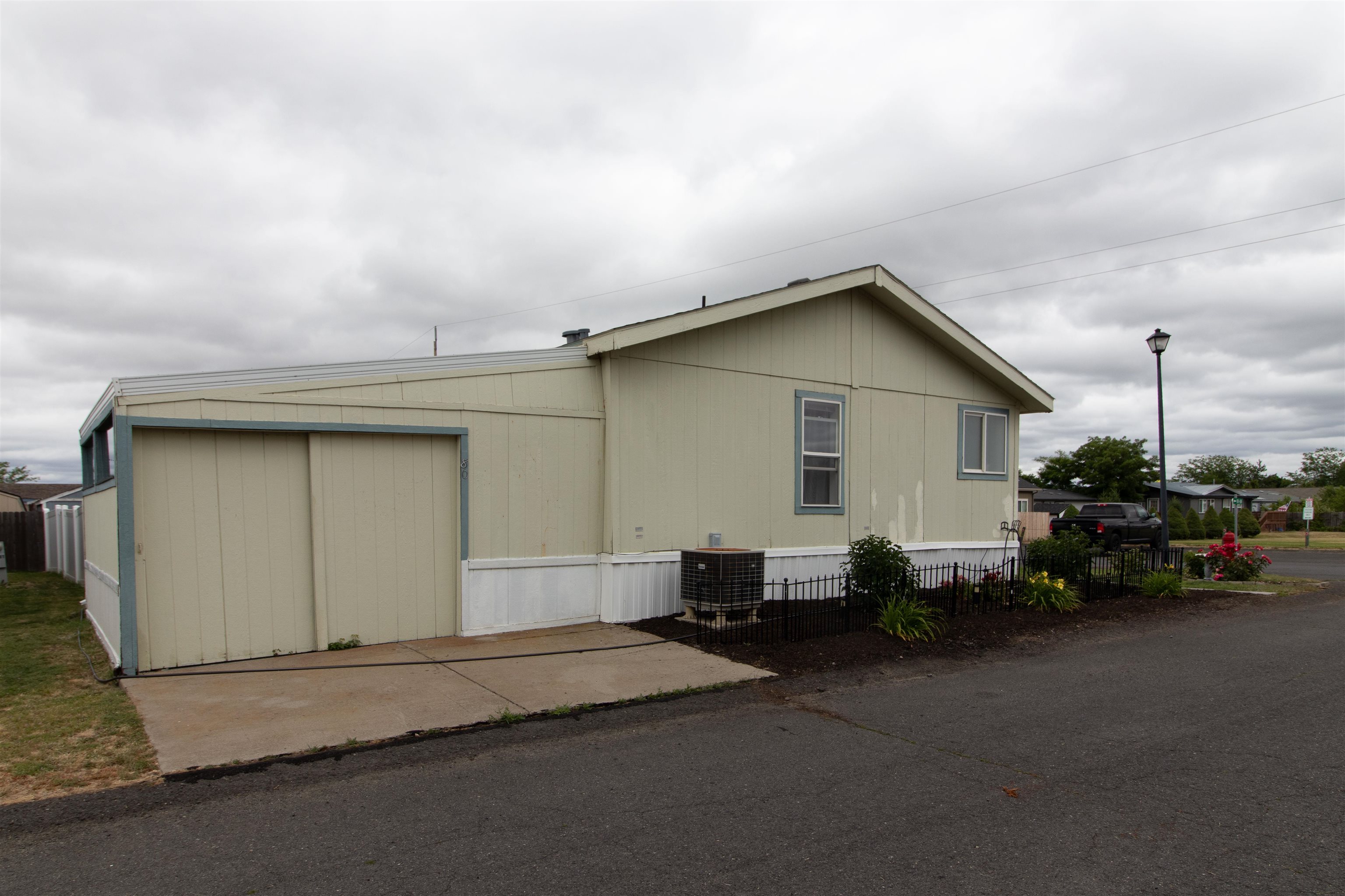 10510 West Richland Road, Unit 80 Cheney, WA 99004 - Photo 4 of 38