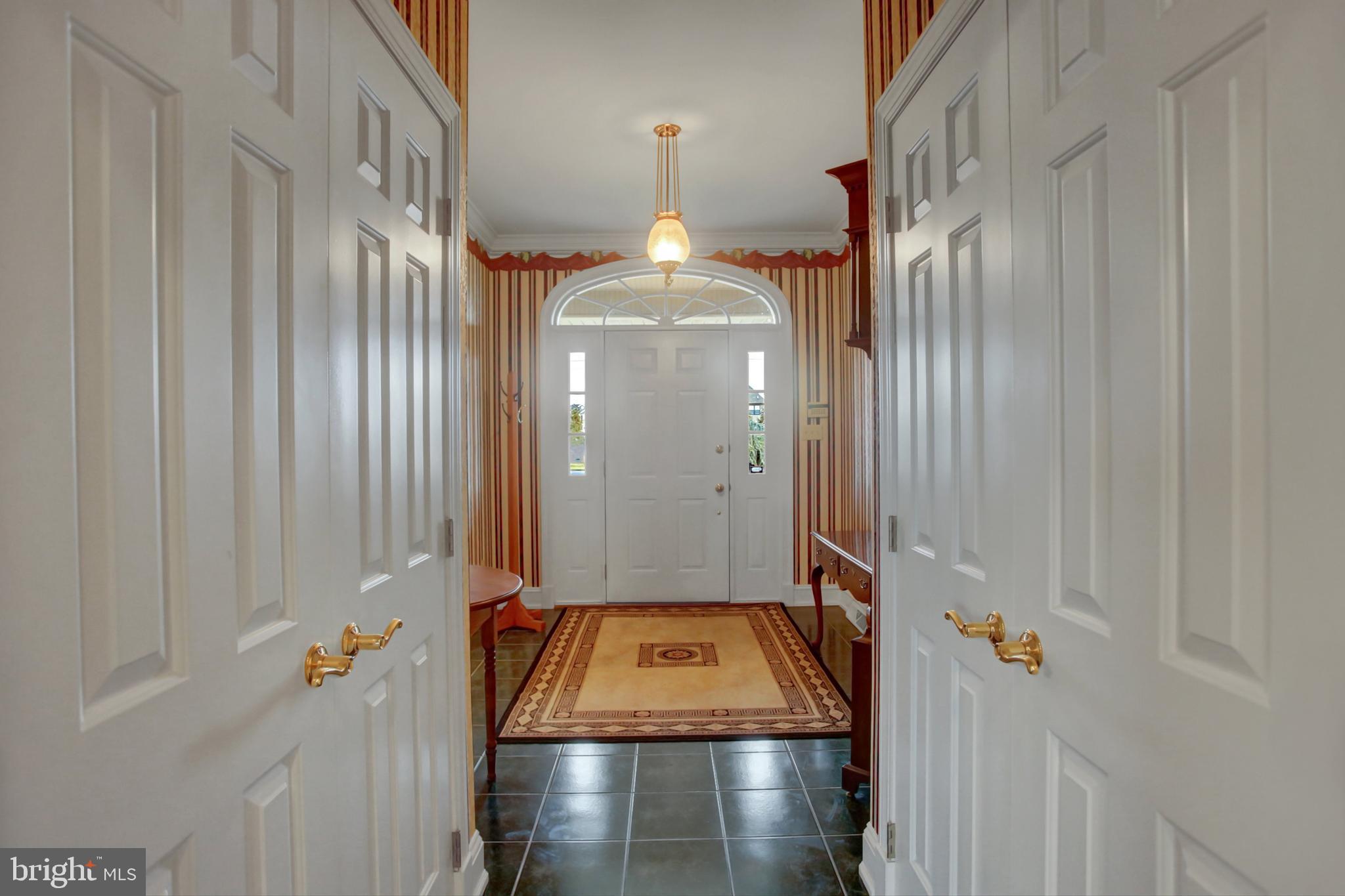 550 Kohler Road Chambersburg, PA 17202 - Photo 25 of 55 Foyer