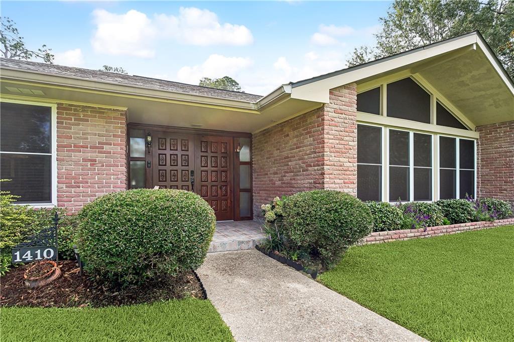 1410 Tenth Street Slidell, LA 70458 - Photo 3 of 38