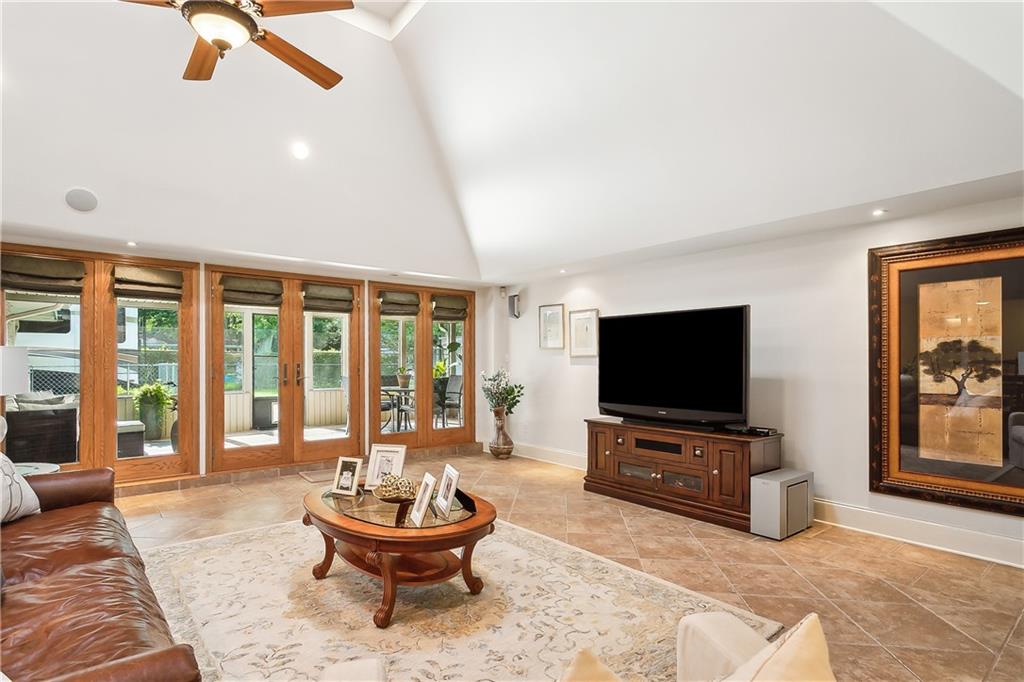 1410 Tenth Street Slidell, LA 70458 - Photo 10 of 38