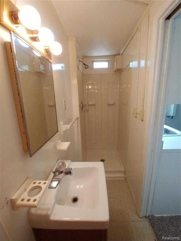 9211 Rucker Road Grosse Ile, MI 48138 - Photo 26 of 34